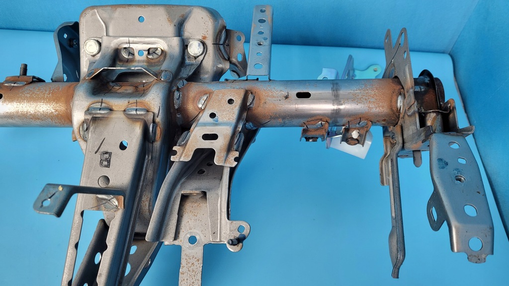 фото №9, Toyota corolla e21 23r 1.8 hybrid каркас балка панелі приладової панелі