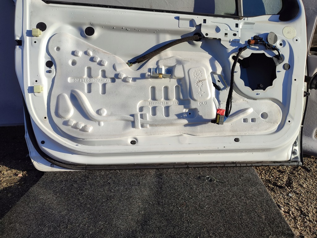 фото №15, Дверь левый перед полный citroen ds3 ewp europa