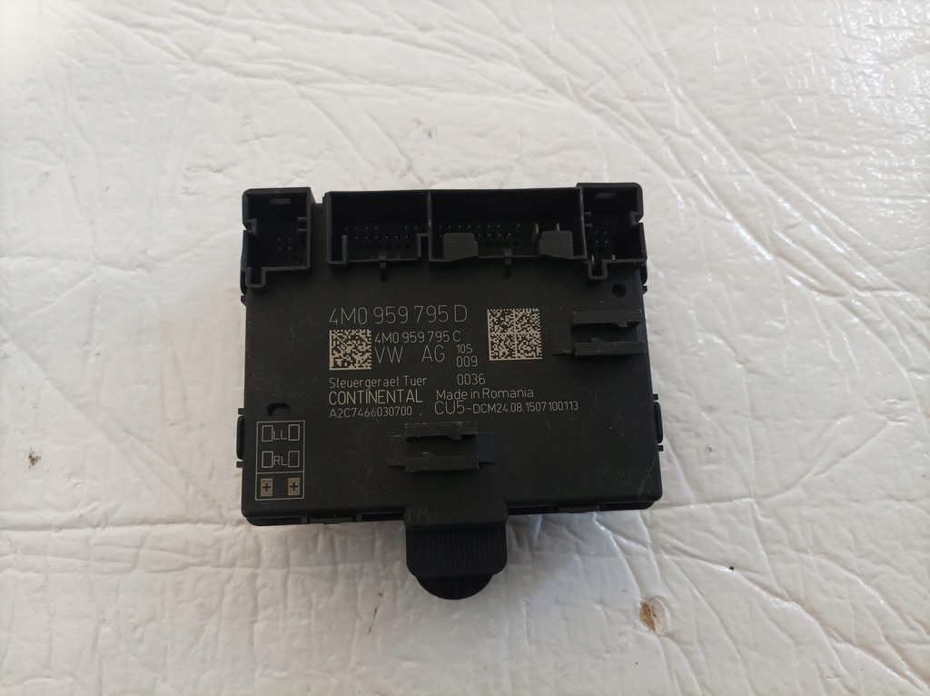 фото №1, Audi a4 b9 модуль дверь задняя 4m0959795d