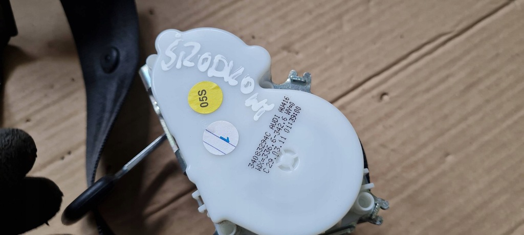 фото №5, Q5 8r pas безпеки середній задня 8r0857807