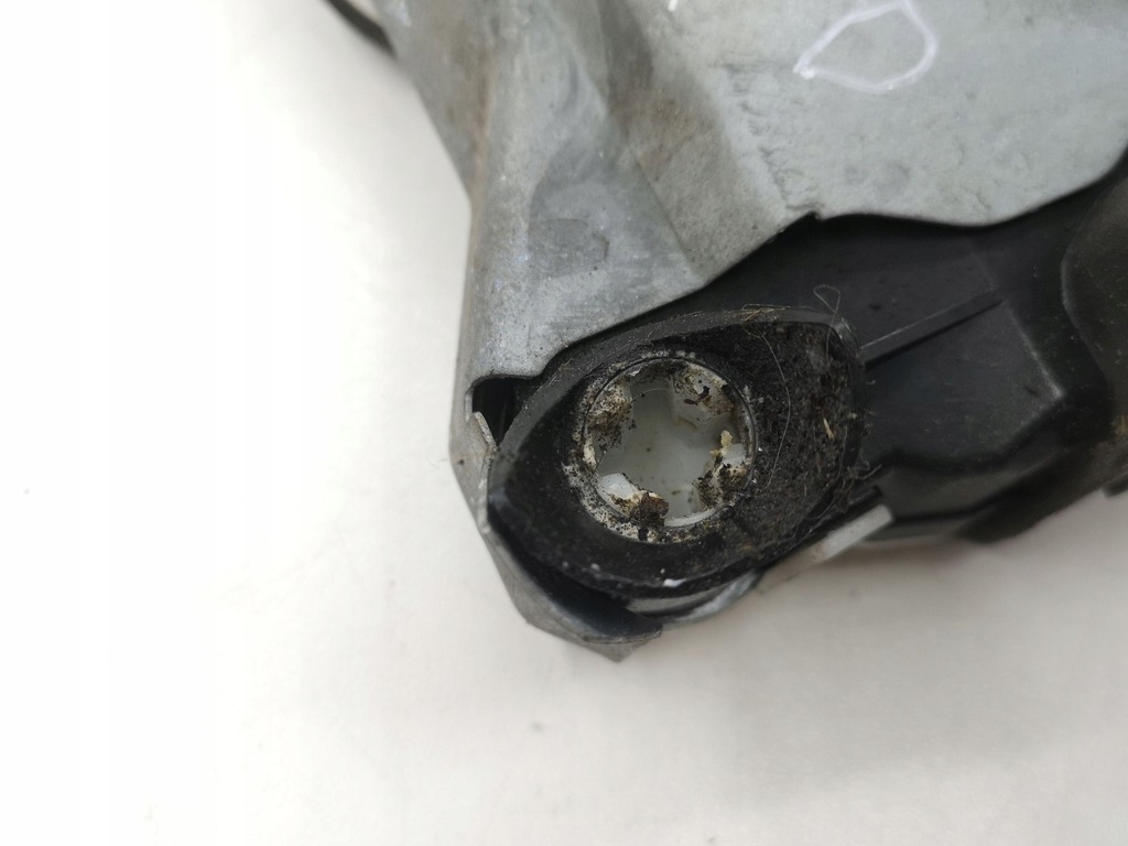 фото №9, Toyota prius xw30 замок дверь передних 2011