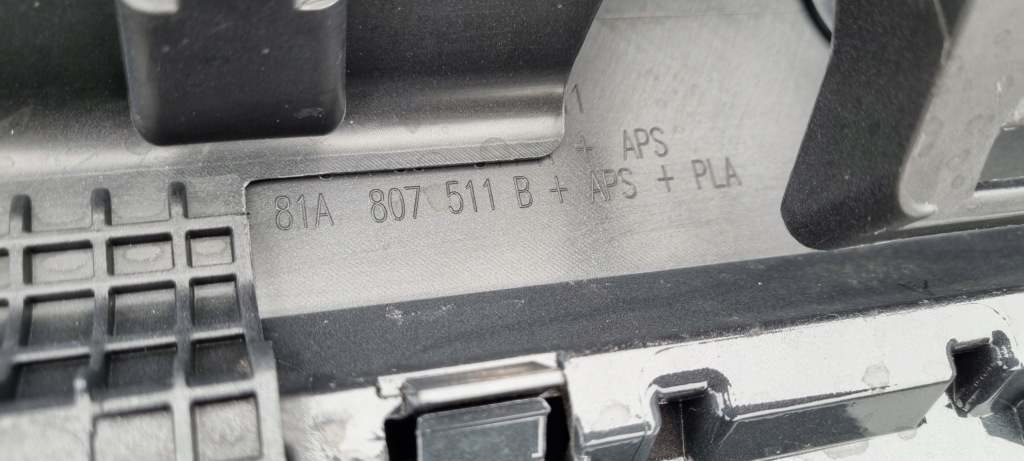 фото №16, Audi оригинальный номер 8w0807437aq бампер