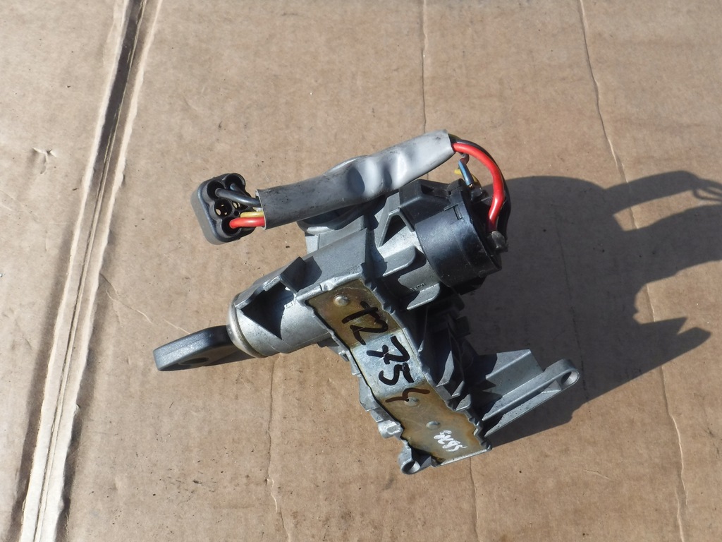 фото №1, Замок запалювання ford fiesta ka 93fb3675 m179a