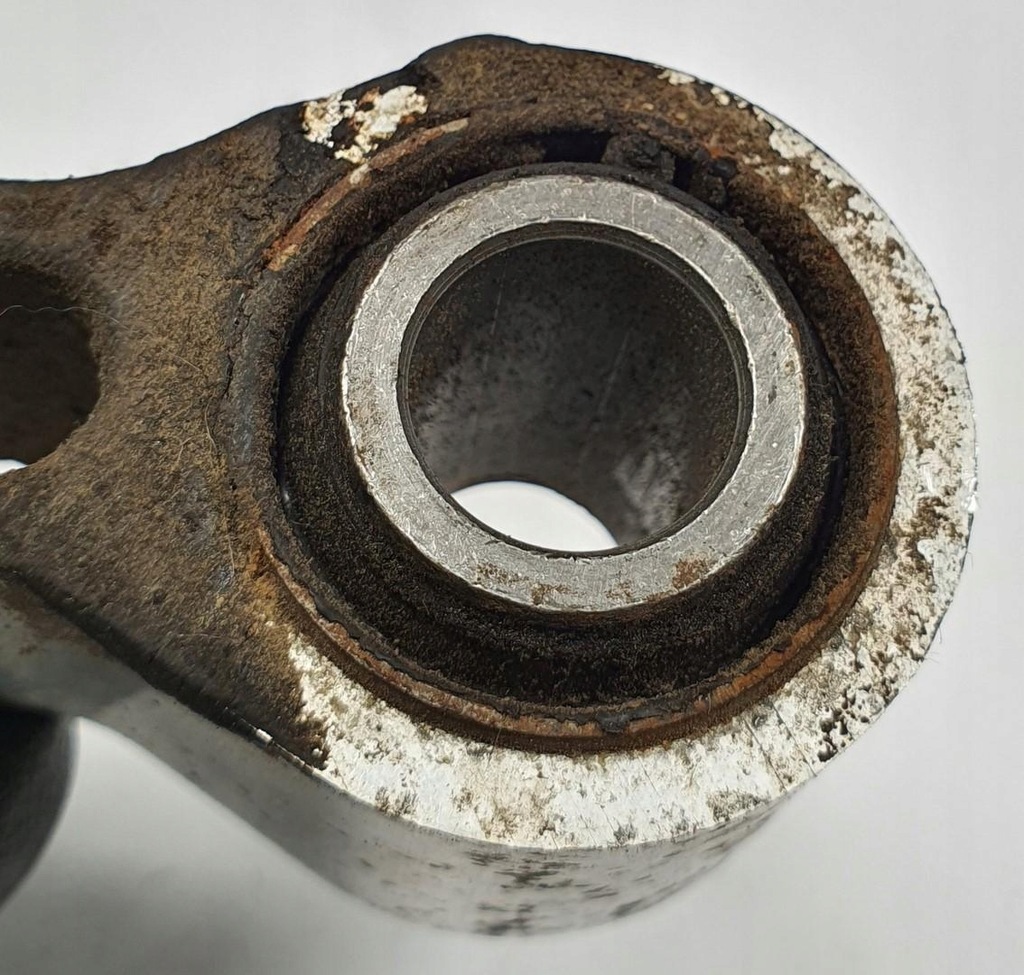 фото №4, Кронштейн кронштейн кронштейн nissan primera p12 1.8