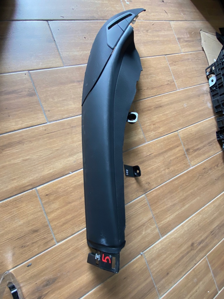 фото №1, Захист стійка сидіння задня bmw 7 g11 g12