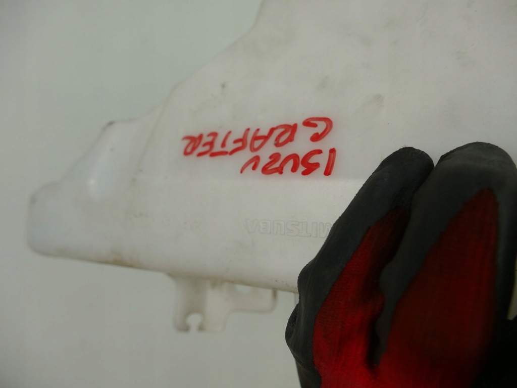 фото №9, Isuzu grafter n35 бак жидкость do омывателя