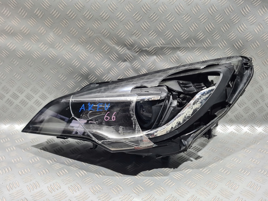 фото №1, Лампа левая передняя opel astra k europa