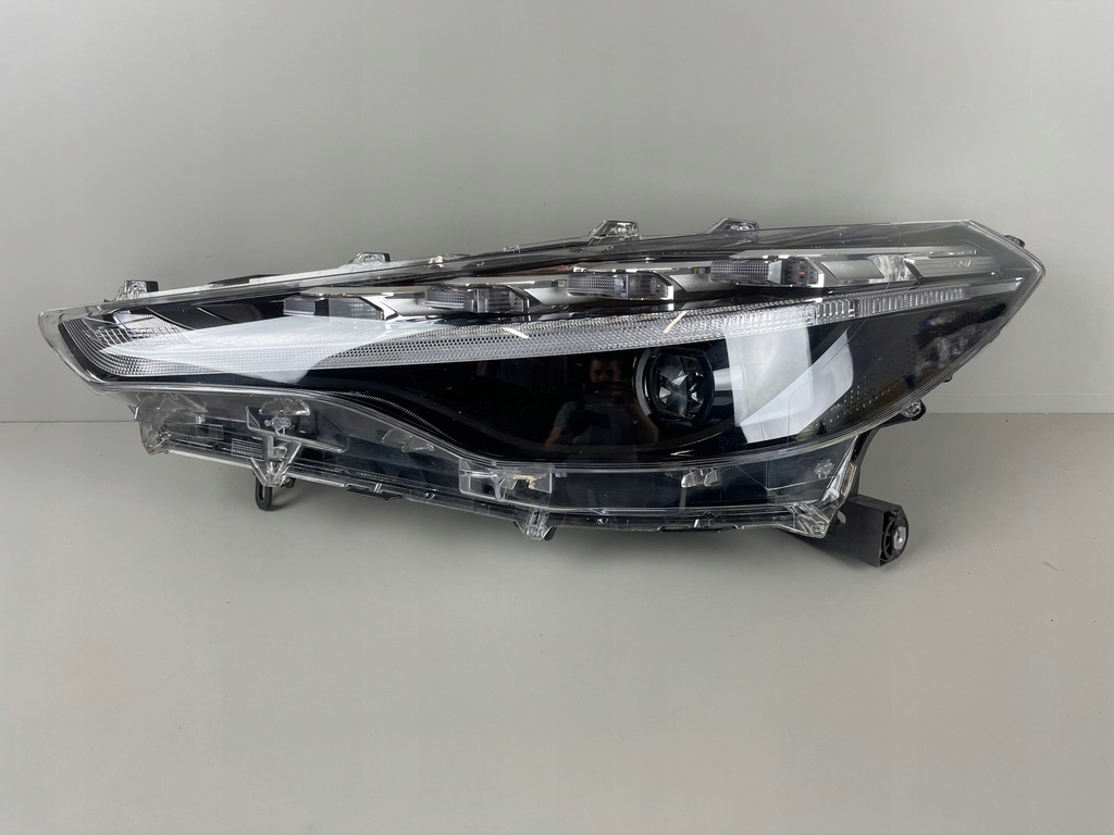 фото №1, Toyota corolla cross лампа левая full led europa hasco 16-184