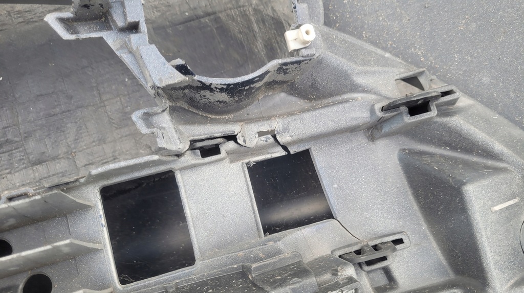 фото №13, Peugeot 207 бампер передній перед / 5945