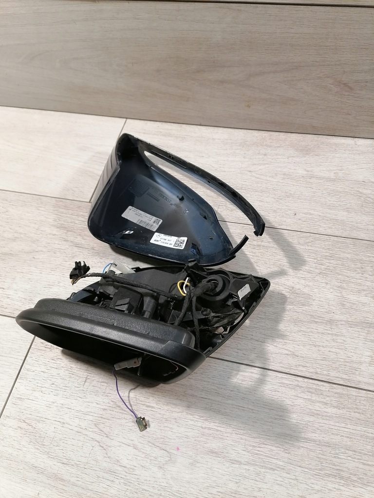 фото №1, Mercedes w213 podstawea зеркало левая a0999060901