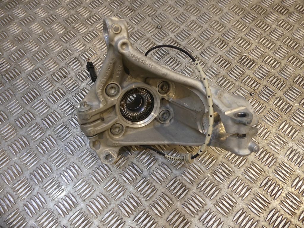 Bmw 2 u06 поворотный кулак ступица перед левая lub правая в Украине