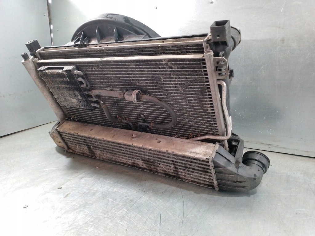 Набор радиатор woda кондиционер intelcooler вентилятор mercedes w203 a2035000654 Киев