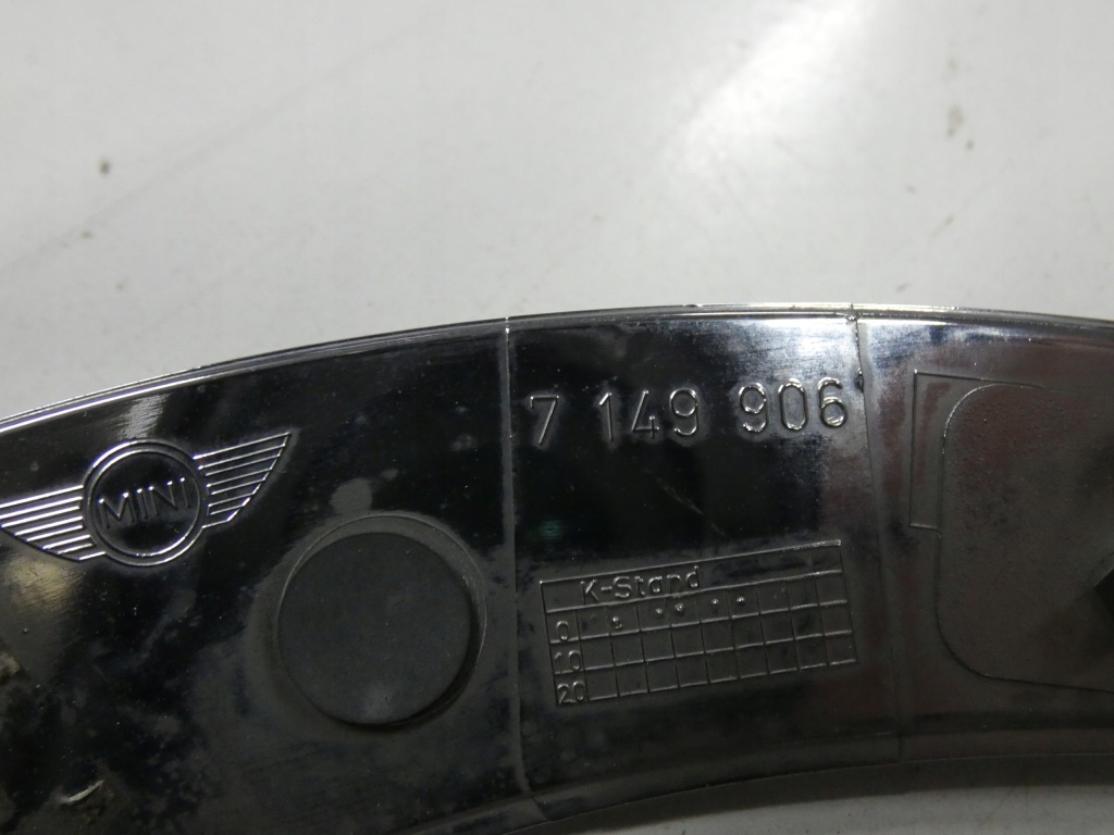 Mini r56 рамка корпус хром лампи правий перед фара 7149906 Недорого