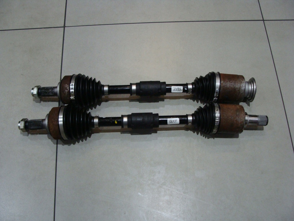 фото №1, Приводной вал правая honda jazz crosstar 1.5 бензин гибрид