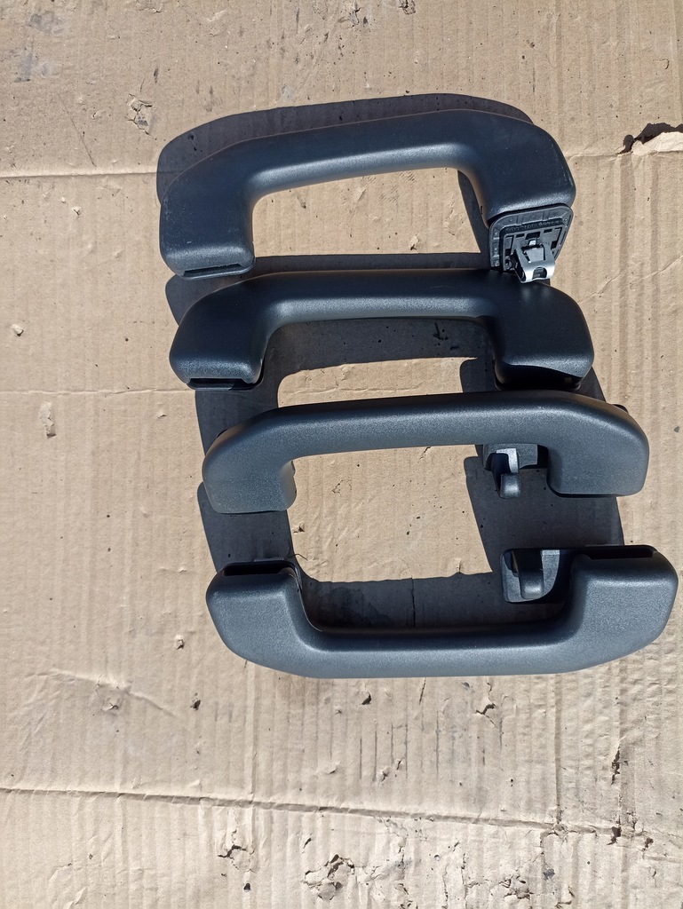 фото №1, Кронштейн крышный ручка потолочный mercedes w117 w246 w156 w176