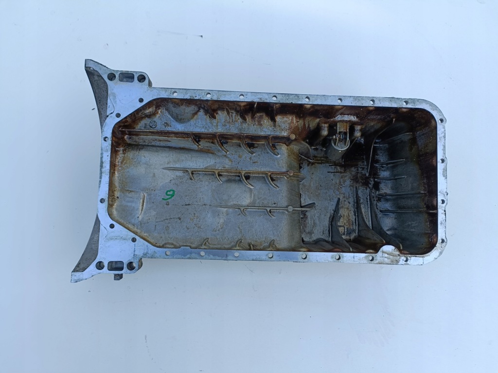 R1110140302 поддон масляная mercedes Оригинал