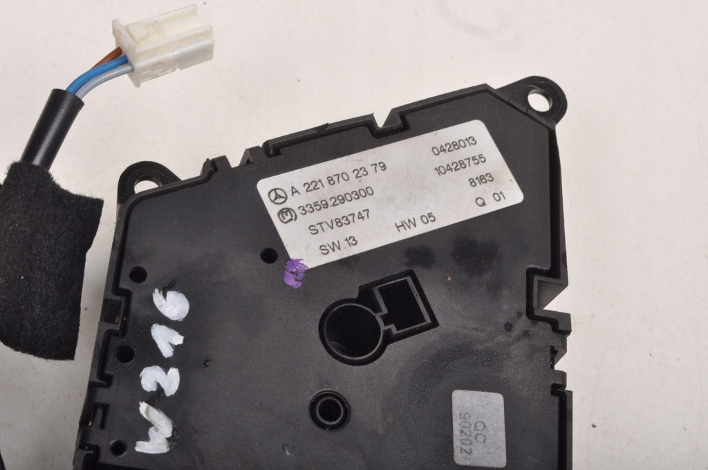 Купить Mercedes w216 панель регулировка сиденье a2166900954