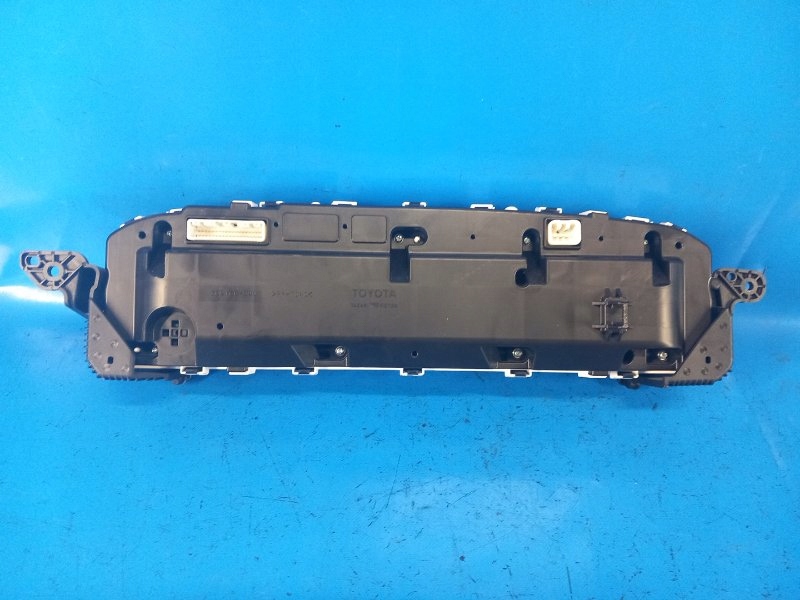 фото №5, Панель приборная toyota prius plus 11-14 8380047590