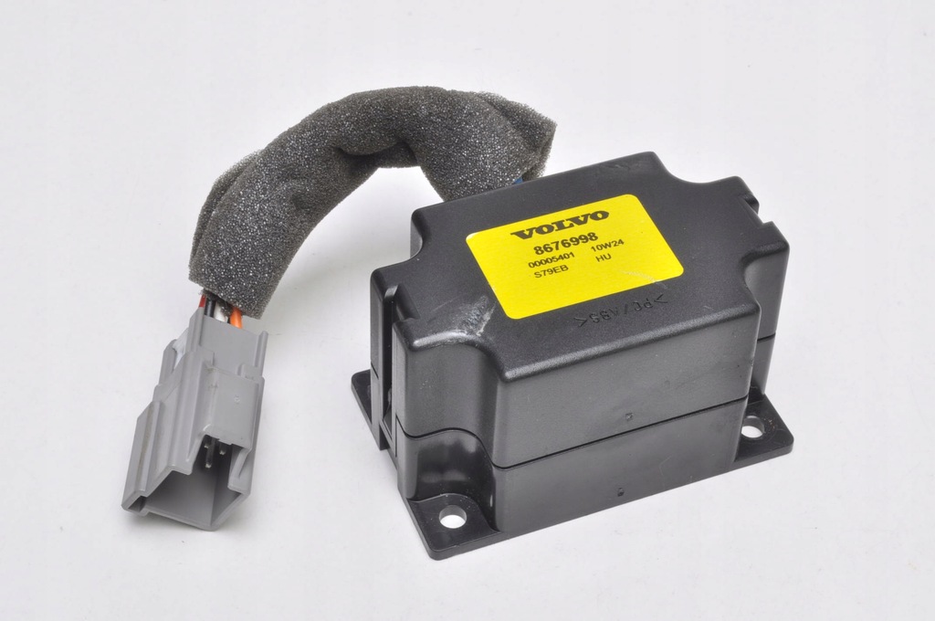 фото №1, Volvo c70 ii модуль реле 8676998