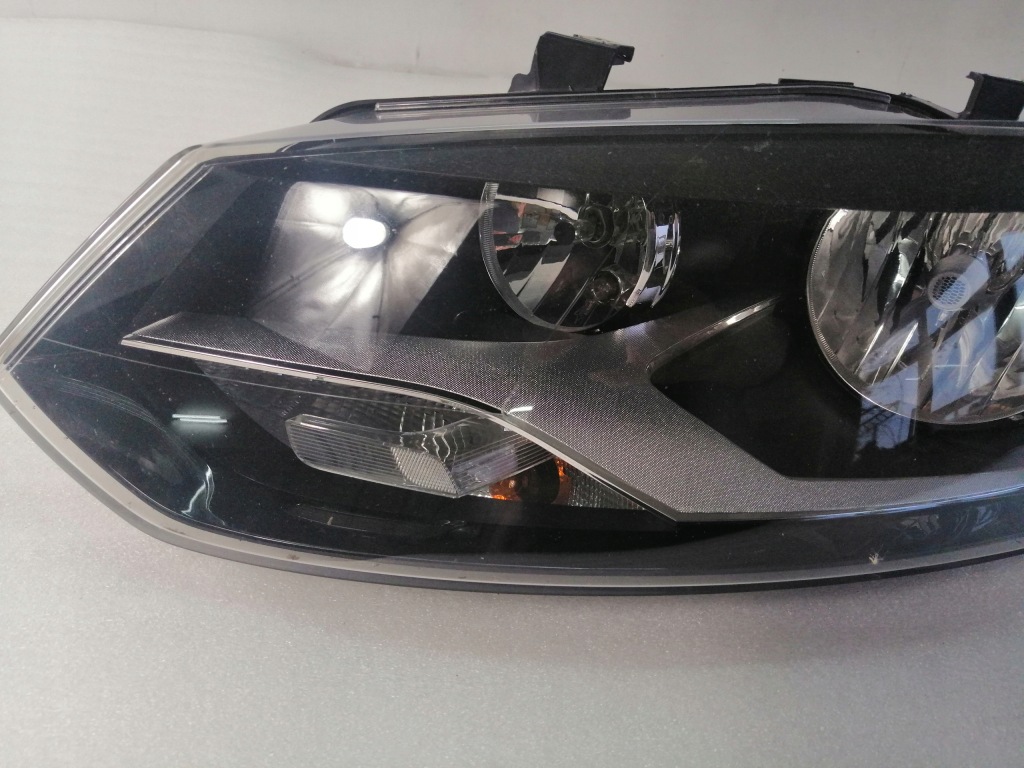 фото №3, Vw polo v лампа перед левая