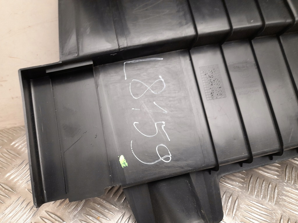 фото №7, Панель замка багажника mg zs ev 2022 10230145