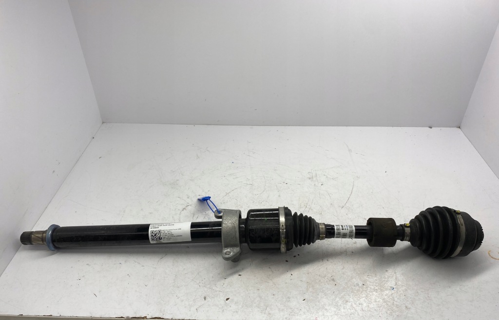 Купить Bmw 2 active tourer u06 приводной вал правый  перед 9884770