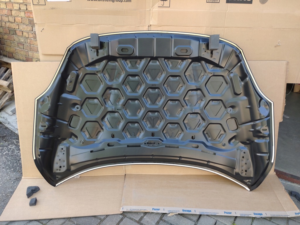 Нова капот передня кришка двигуна volvo v40 2 2 2012-19 алюміній Київ