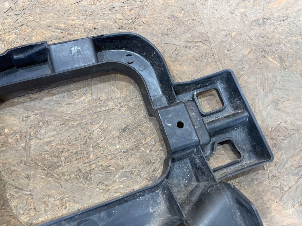 фото №7, Citroen c5 ii 2 x7 08-17 kombi направляющая кронштейн кронштейн бампера правый задняя