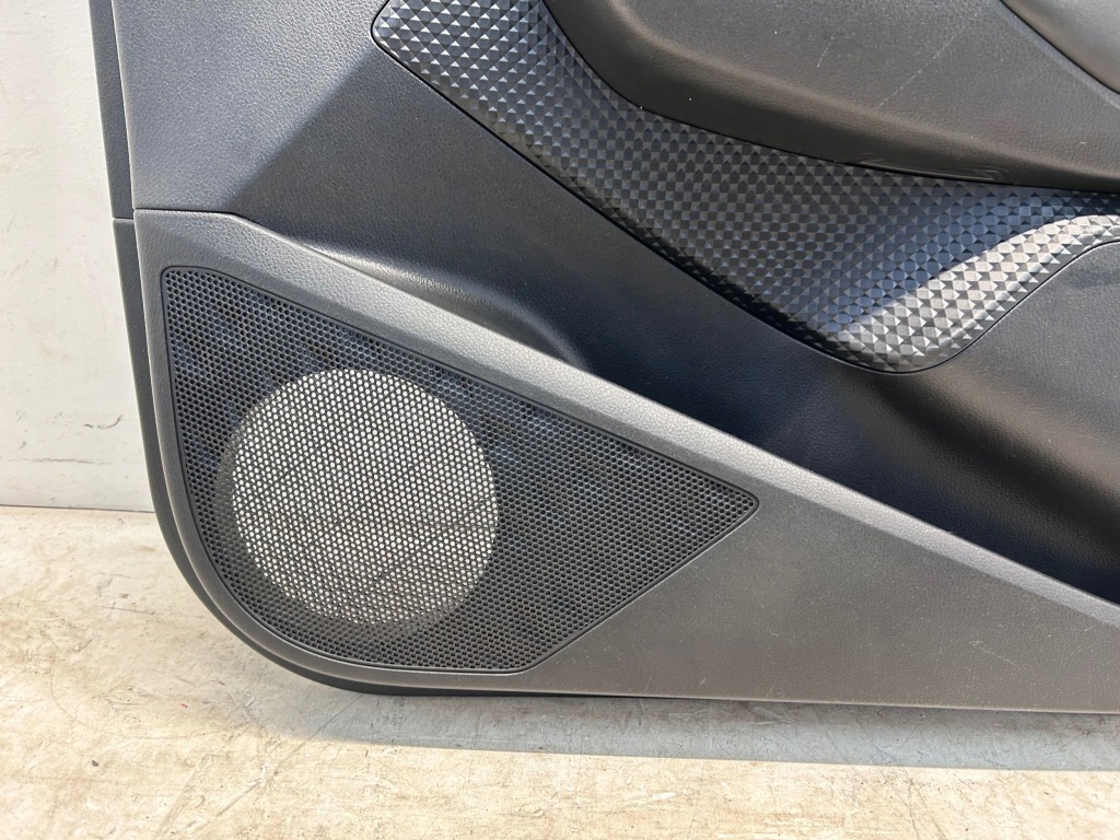 Chr c-hr i рестайлінг  led оббивка обшивка двері правий перед чорний odduszony Доставка