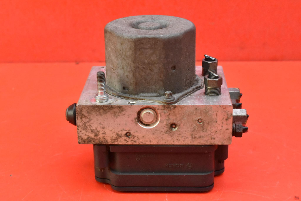 Насос abs 1037797-00-c tesla model s p85d awd 12-20 Оригінал