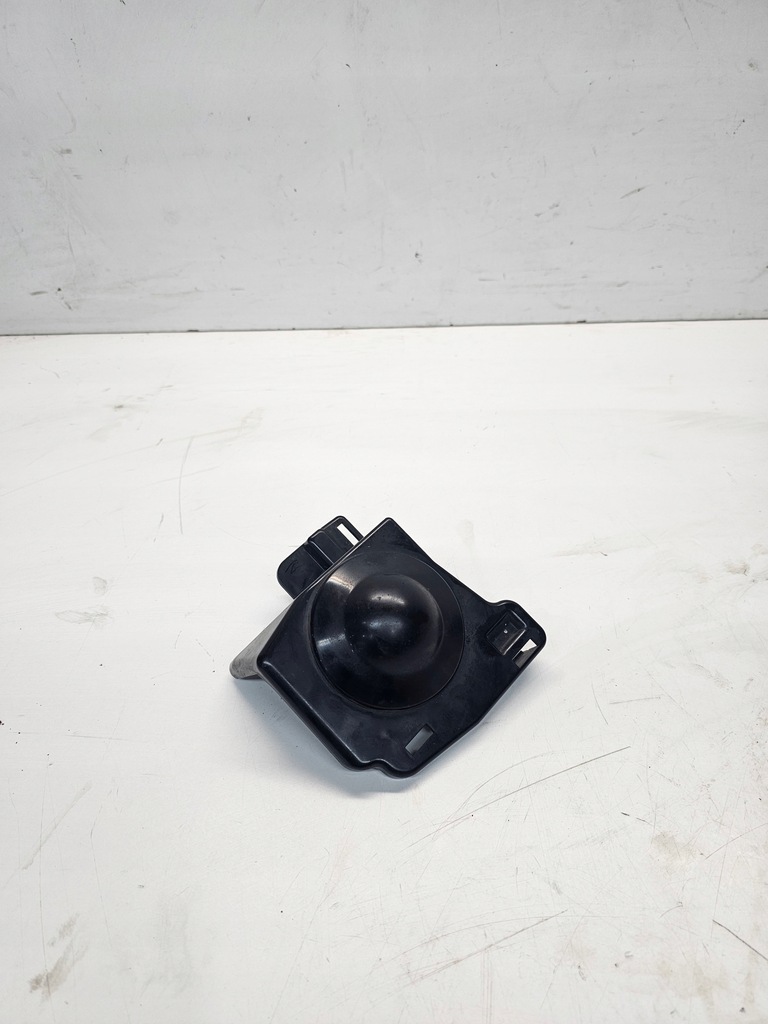 фото №1, Решётка решётка радиатора заглушка радара правая audi a4 b9 8w0807820