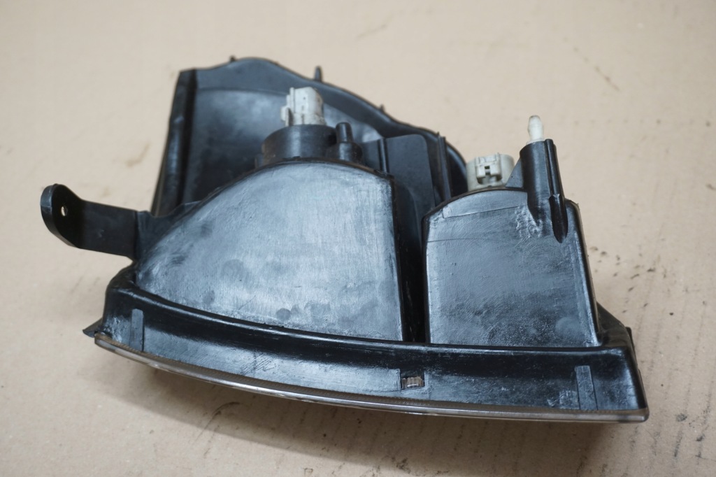 Land cruiser 90 95 поворотник правый перед 96-02r Недорого