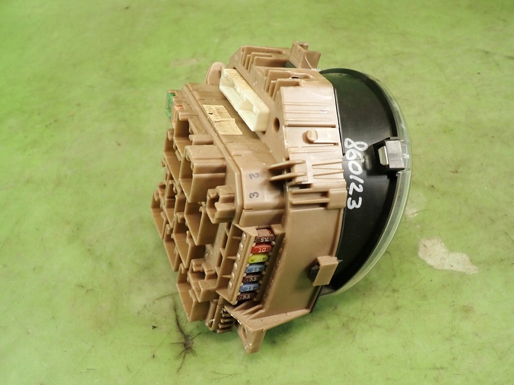 фото №10, Счетчик приборы peugeot 107 1.0 b 06r h0283800-0h021a