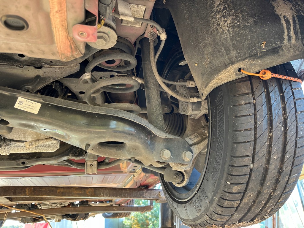 фото №8, Tesla model 3 привідний вал двигун 3d7 awd підвіска задні ліва повний 2022