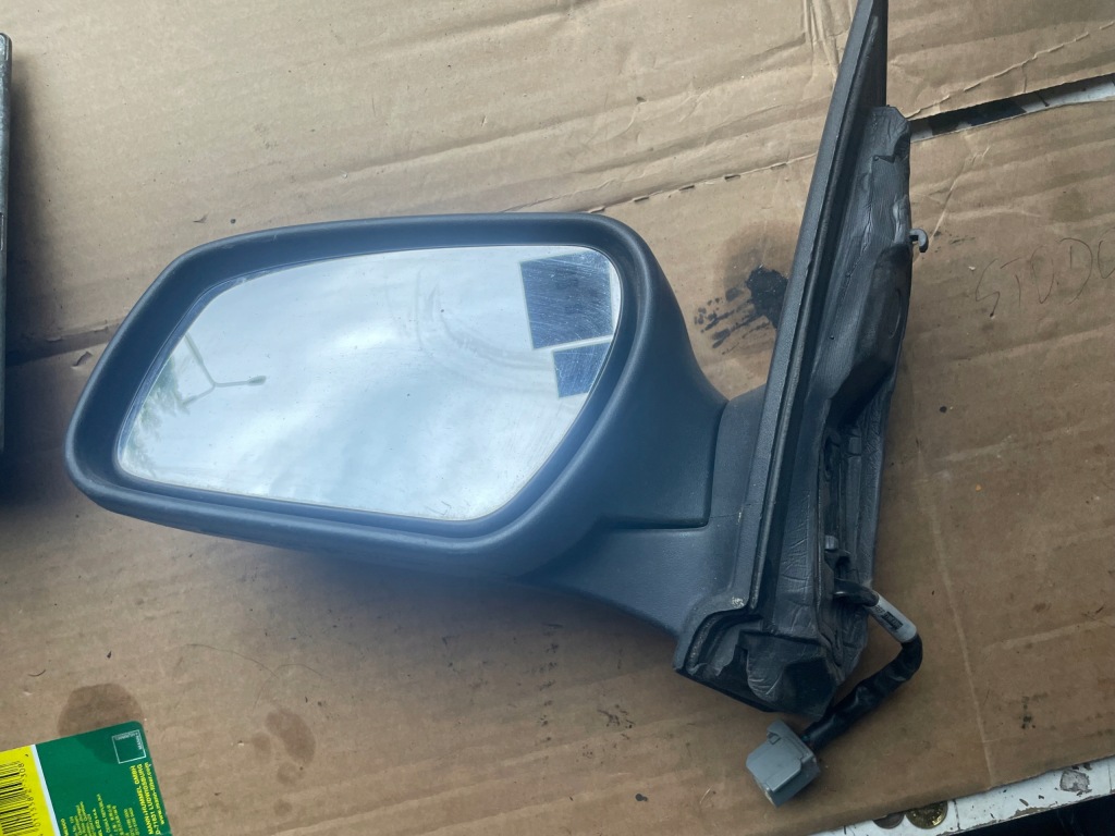 фото №1, Левая зеркало ford focus mkii 212876099