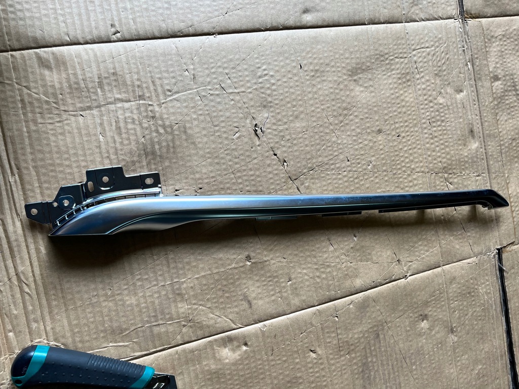 фото №1, 47 renault koleos ii молдинг тунель права vr2610