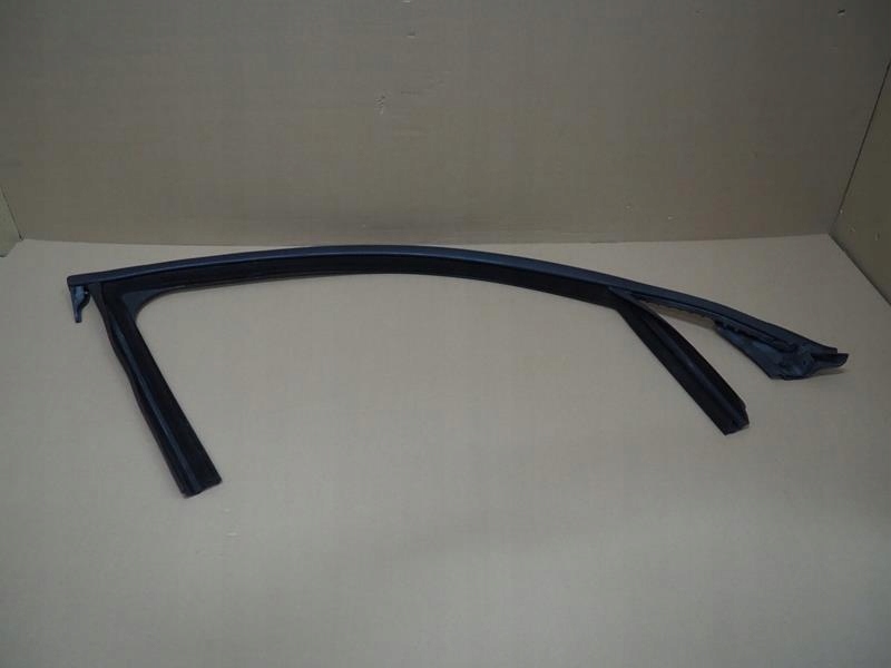 фото №1, Прокладка стекло дверь правый перед alfa romeo stelvio