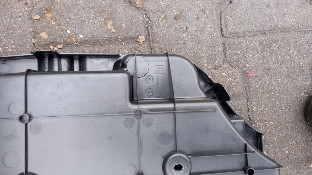 фото №7, Вкладиш багажника toyota avensis 04r kombi t25