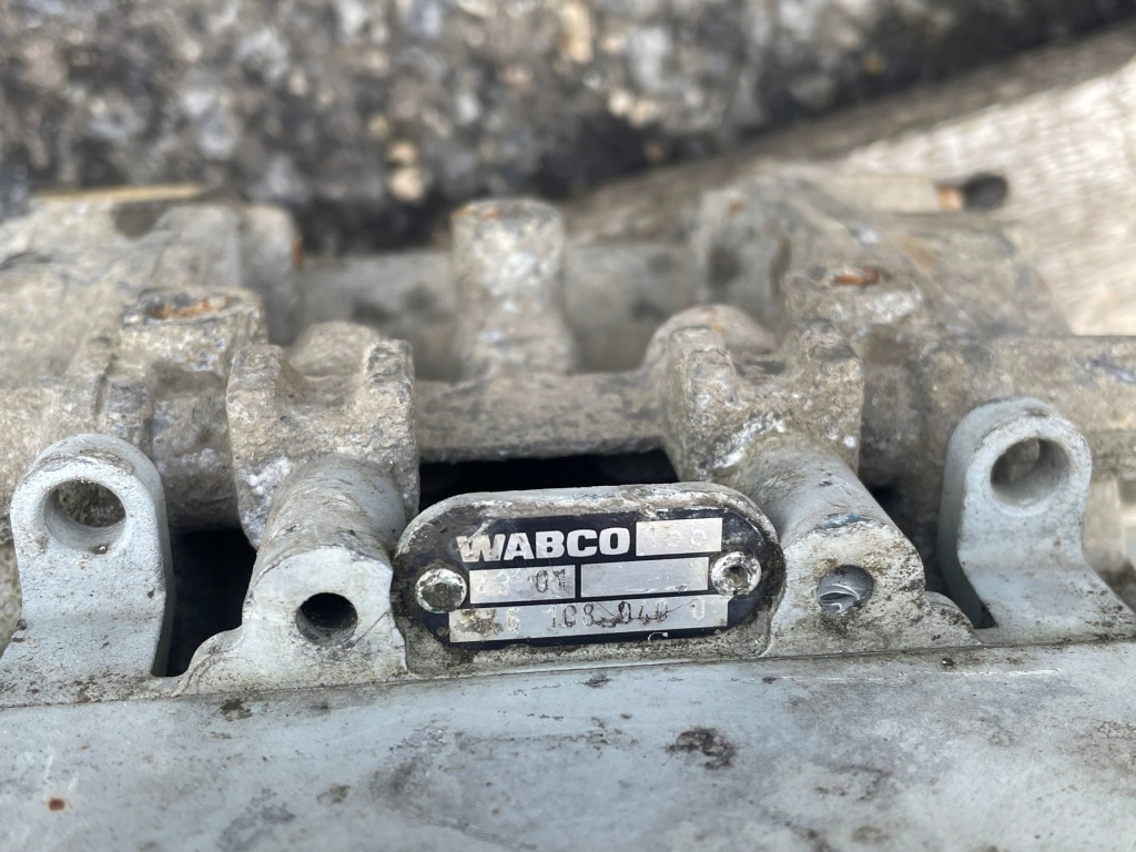 Купить Wabco модуль полуприцепа 4461080400