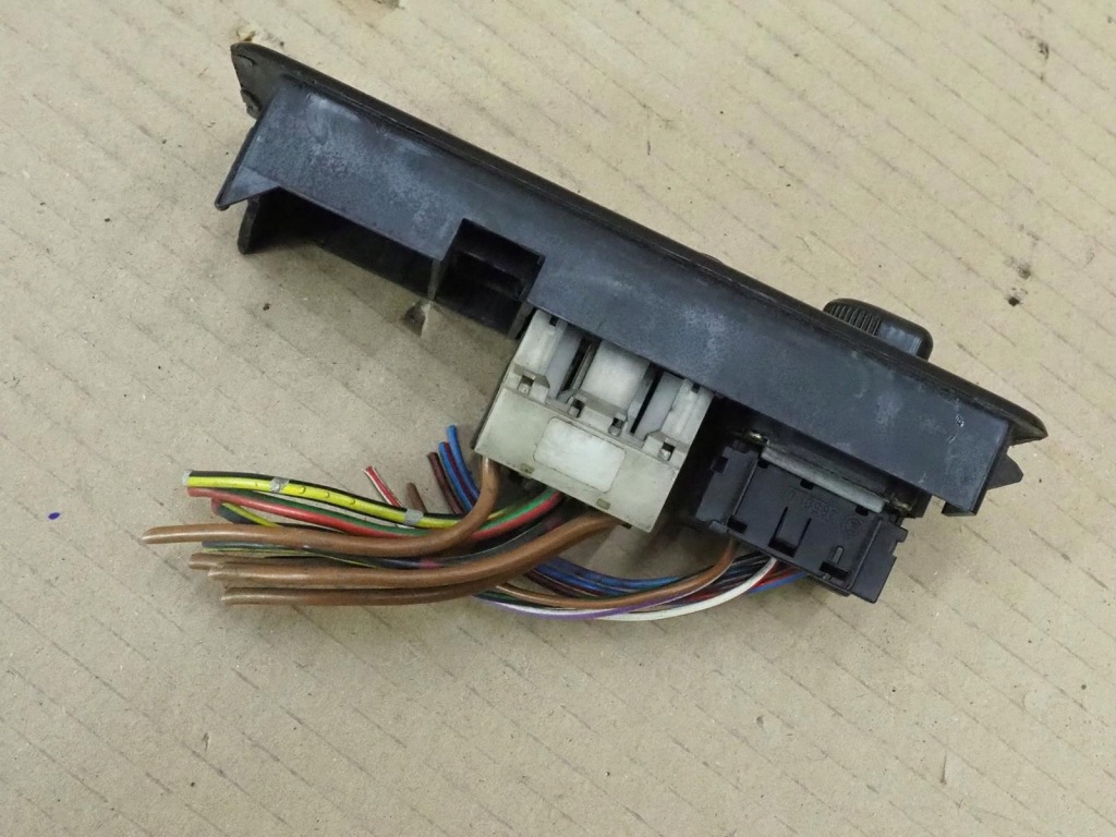 фото №14, Панель лівий перед вікон дзеркал mercedes vito 638 0005456813