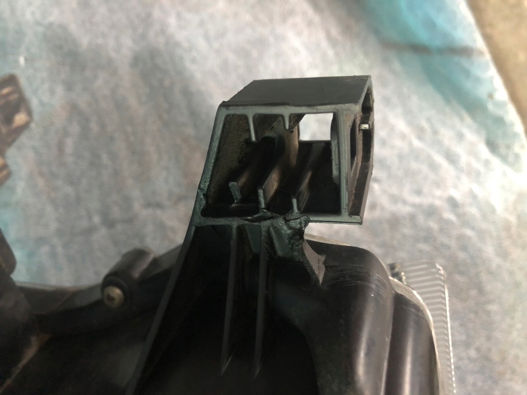 фото №4, Фара правий toyota hilux viii led