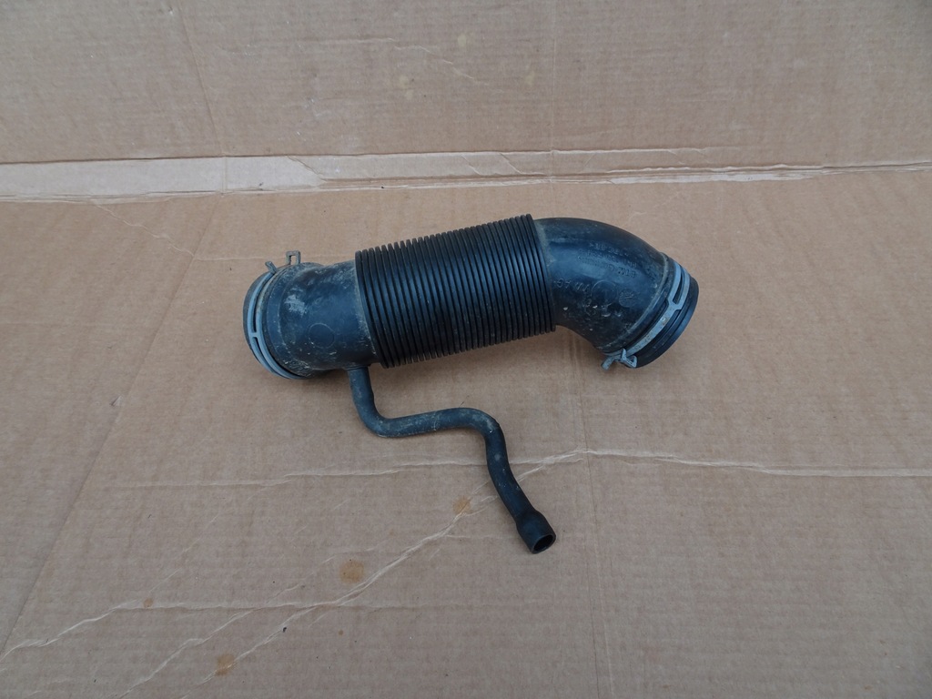 фото №1, Шланг воздуха vw polo 1,2 10-