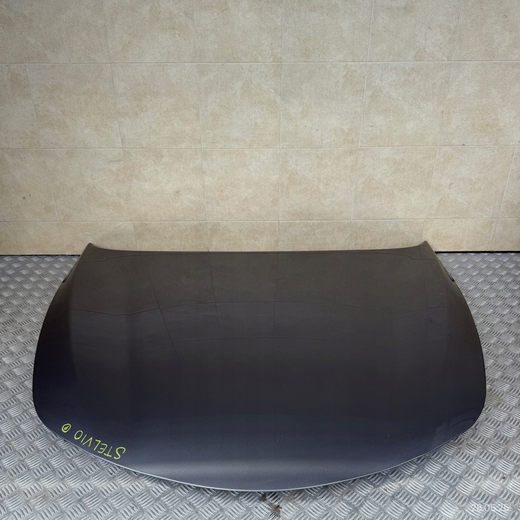 Капот передня комплектна alfa romeo stelvio 2018 rok Зі Шроту