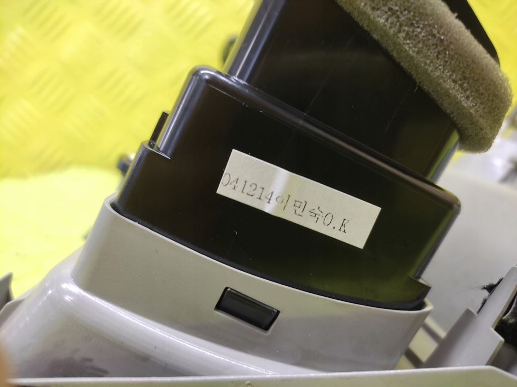 фото №7, Kia opirus решётка обдув задняя пассажиров