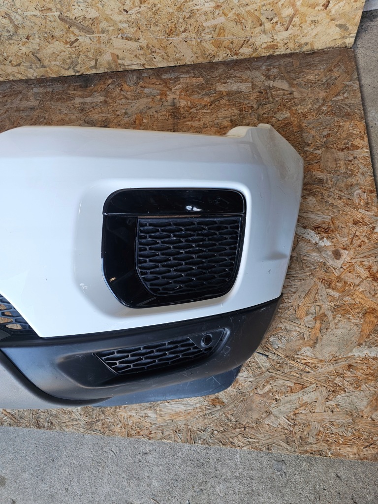 Купить Бампер перед range rover evoque