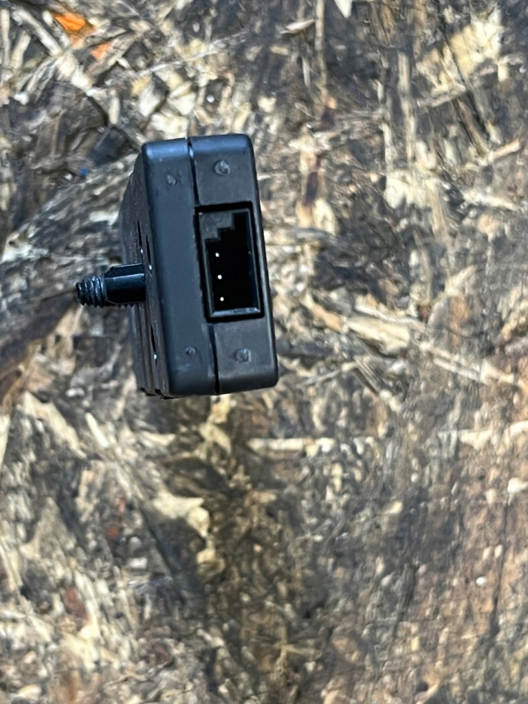 фото №5, Ryginalny усилитель антенный do bmw serii 2 gran coupe f44 oem 8795943