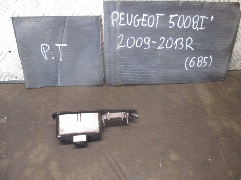 фото №1, Рамка кнопки стекло правый задняя peugeot 5008 i 09-13r