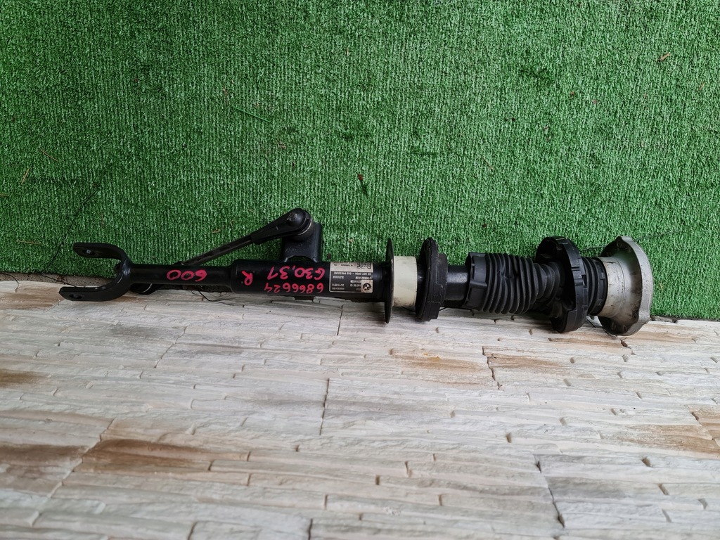 фото №1, Амортизатор bmw 5 g30 g31 6866624