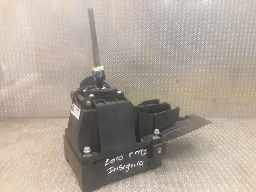 фото №1, Opel insignia a домкрат переключения передач / верхний