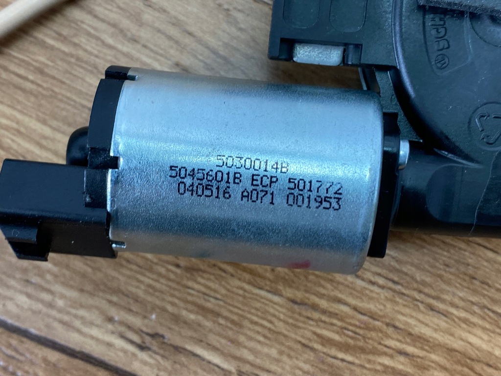 фото №7, Моторчик регулировки сиденье dodge challenger/charger 2015+ usa